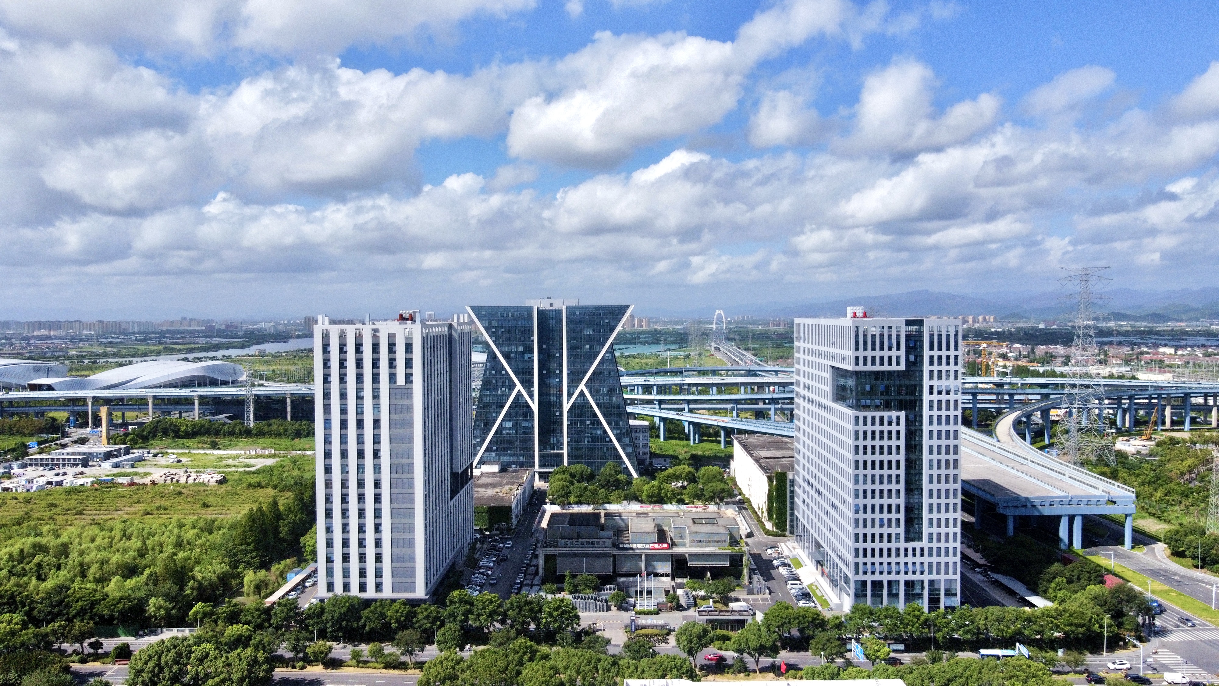 “甬”立潮头——高质量发展一线调研行 | 江北深入布局传感器产业 高质量推进新型